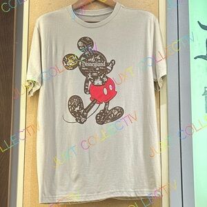 NWT Disneyland Mickey Mouse Graphic T-Shirt